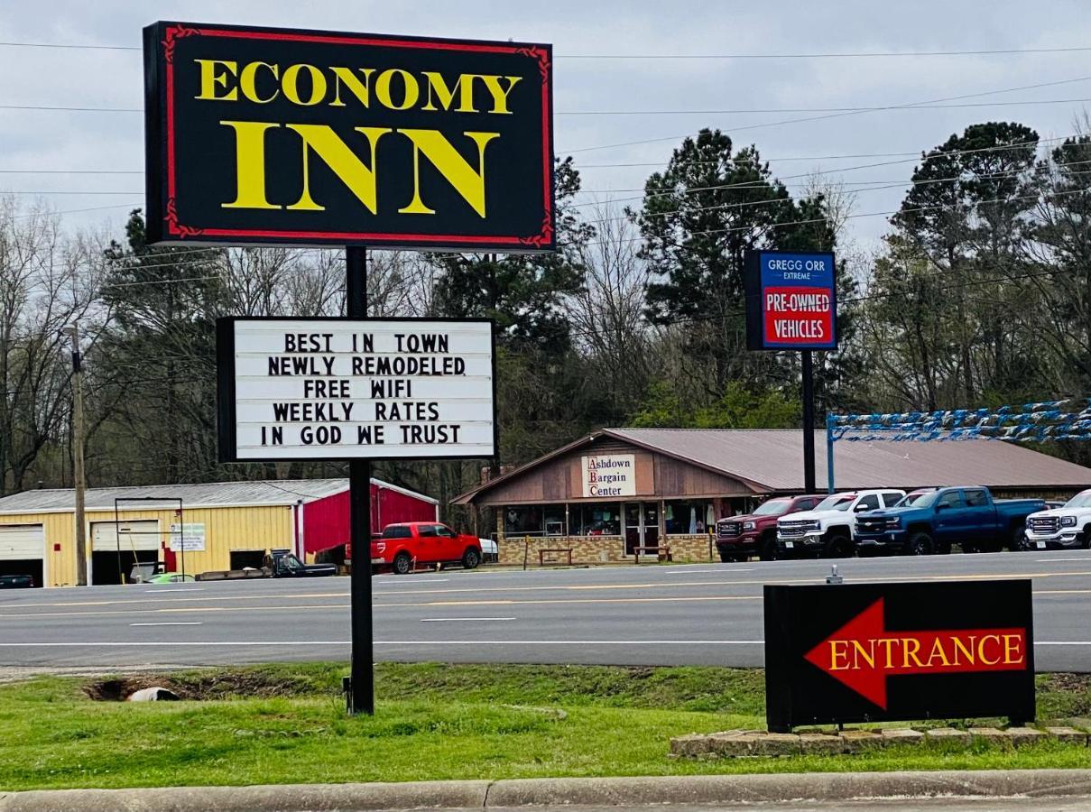 Economy Inn Ashdown Exterior photo